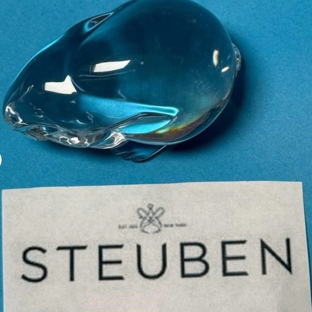 Steuben rabbit figure